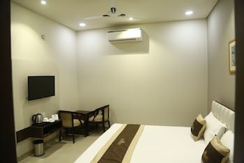 hotel bhumi residency