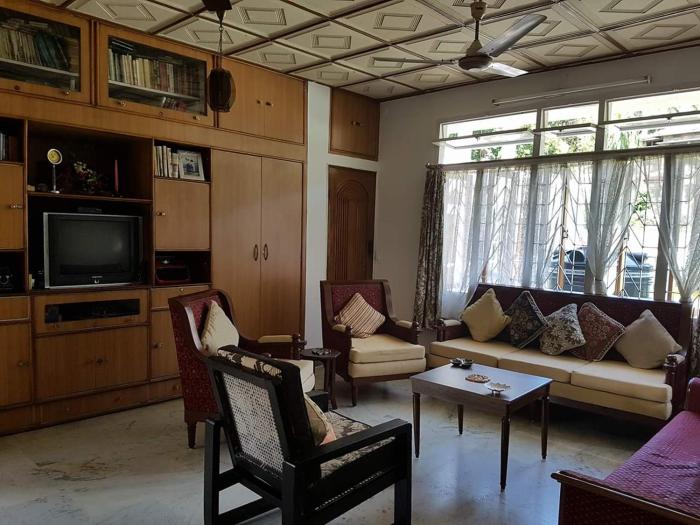 vamoose madhumita homestay