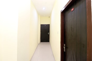 oyo 27650 gian residency