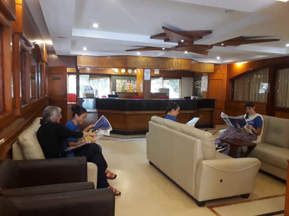 alcott hotel and resorts