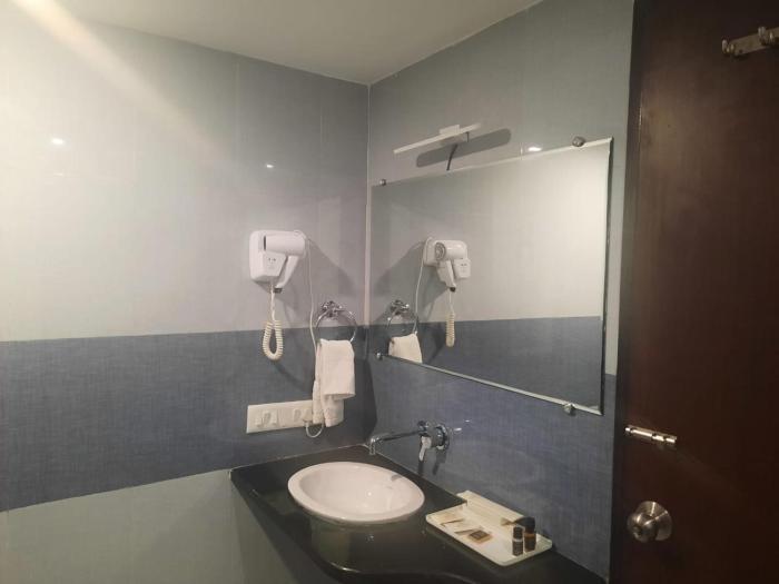 hotel sharon residency