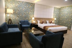 Hotel Sharon Residency,,3 star