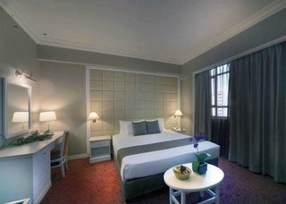 holiday inn express and suites singapore novena by ihg