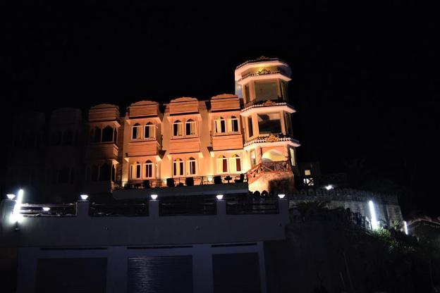 hotel garh kumbha