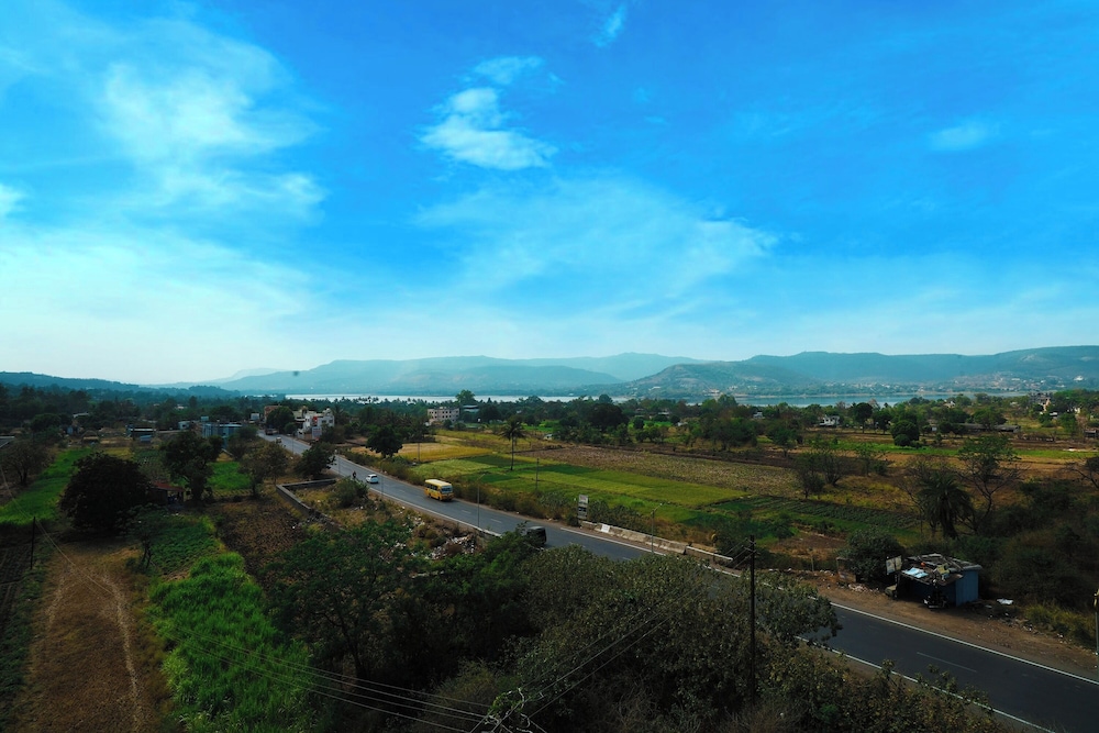 executive hotel pearl inn