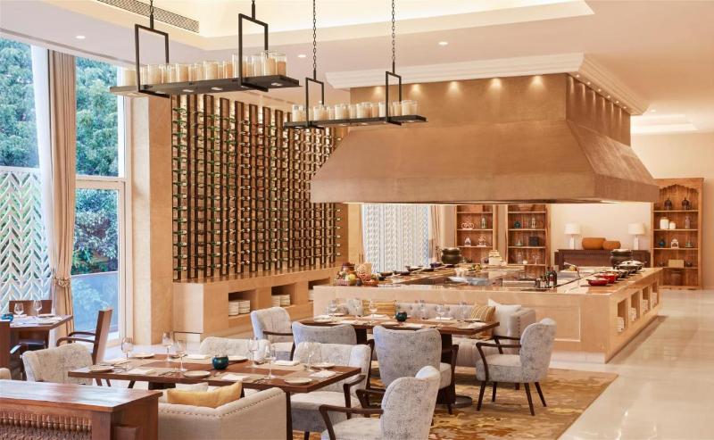 Taj Aravali Resort & Spa,Kodiyat,5 star