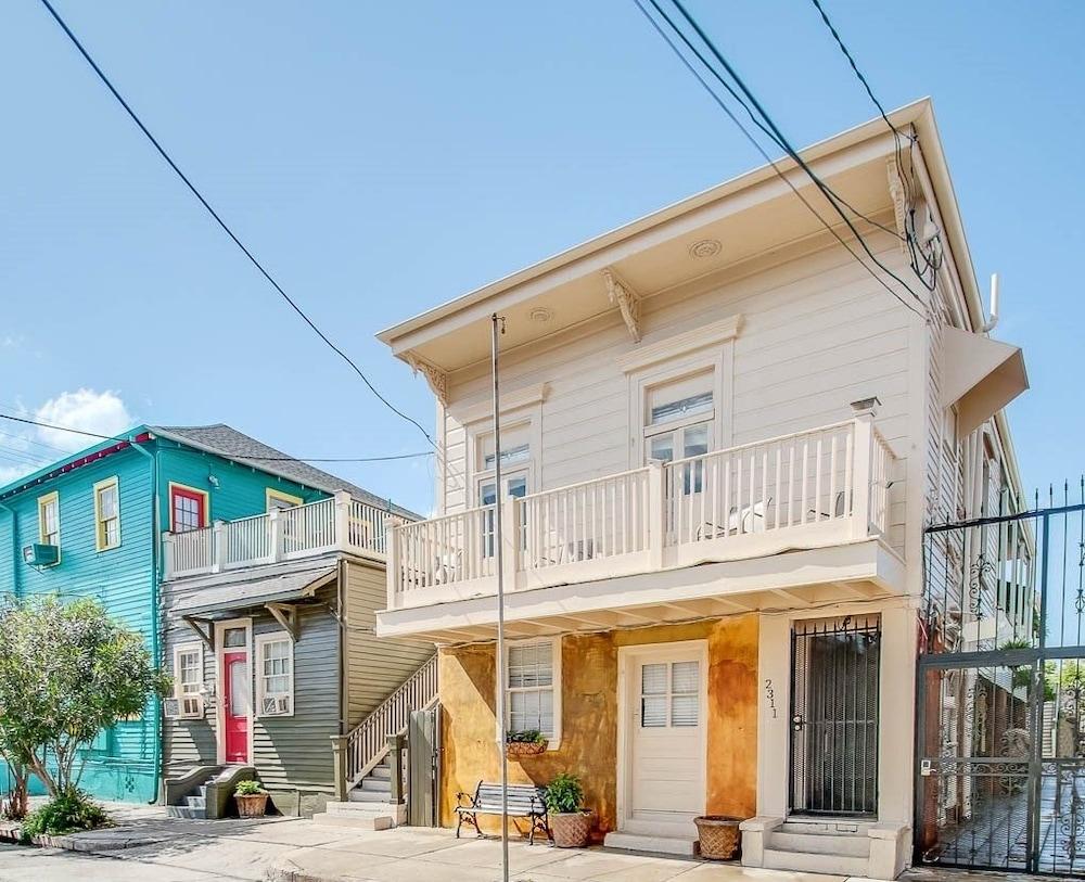 historic mardi gras inn