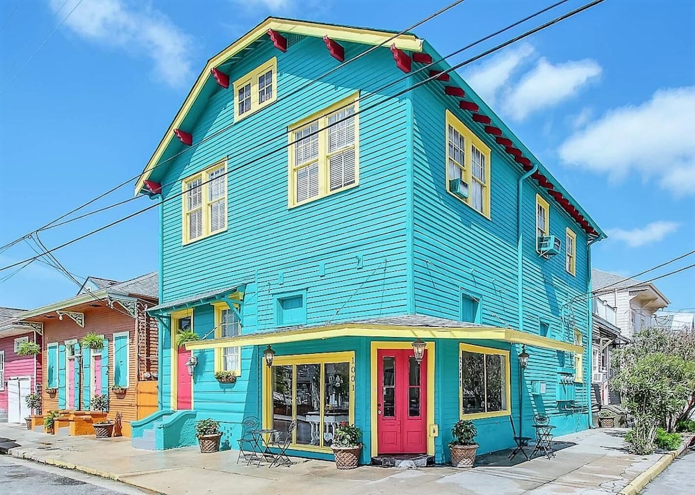 historic mardi gras inn