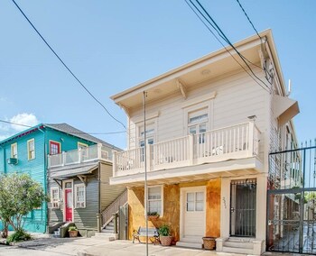 historic mardi gras inn