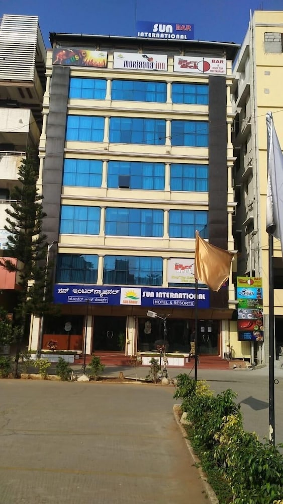 sun international hotel and resorts