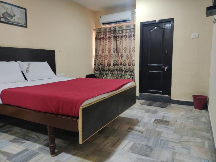 balaji lodge