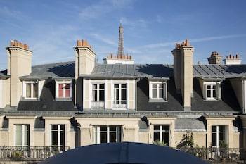 hotel ares eiffel