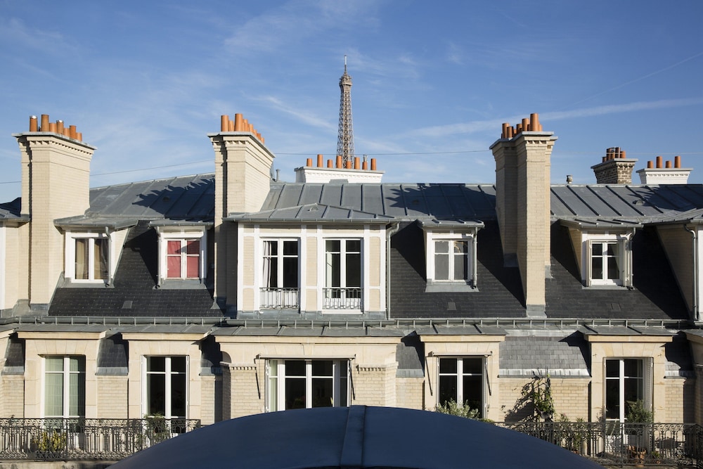 hotel ares eiffel