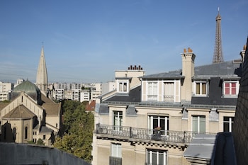 hotel ares eiffel