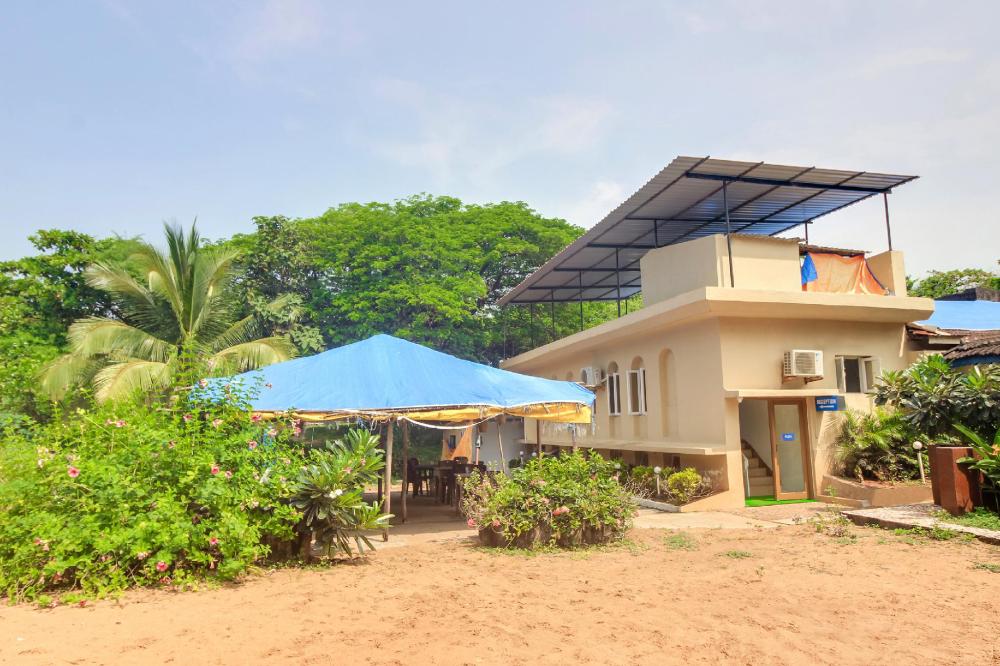 calangute beach resort