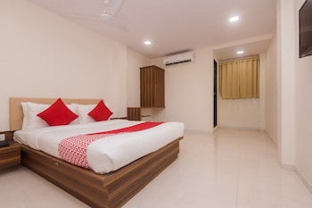 oyo 23259 hotel galaxy inn