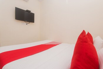 oyo 23259 hotel galaxy inn