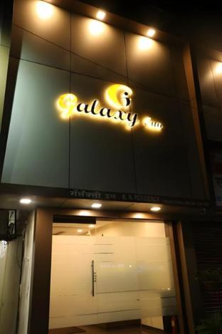 oyo 23259 hotel galaxy inn