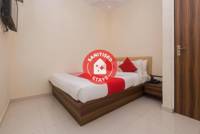 oyo 23259 hotel galaxy inn