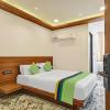 itsy hotels shreys inn mallandur road