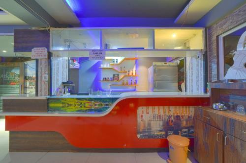 hotel radhika deluxe