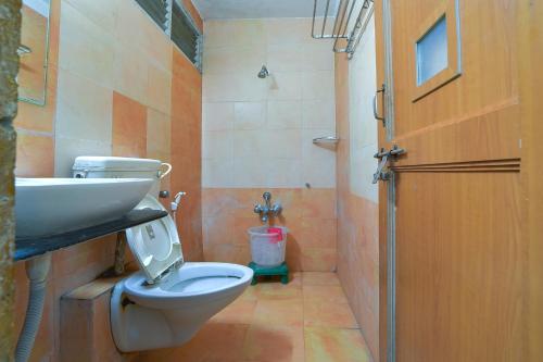 hotel radhika deluxe