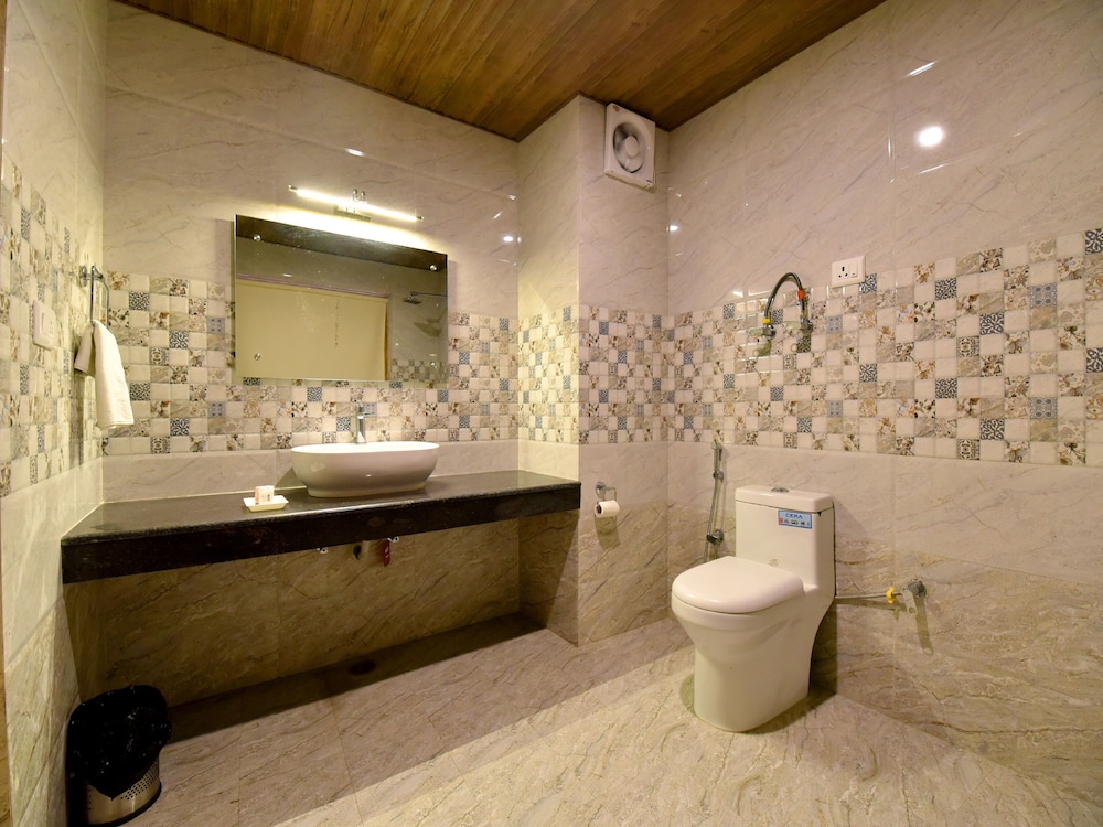 himachal heights manali