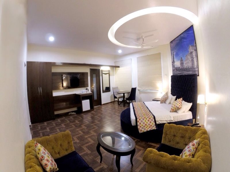 Hotel Heavens View,Hotel Heavens View Is A Popular Choice Amongst Travelers In Ganganagar, Whether Exploring Or Just Pa,4 star