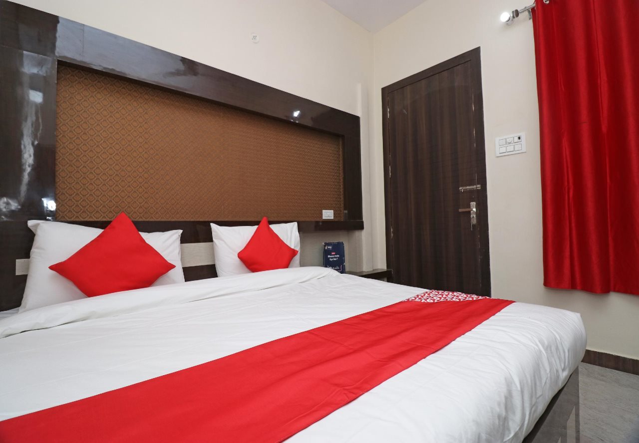 oyo 19629 royal stay inn