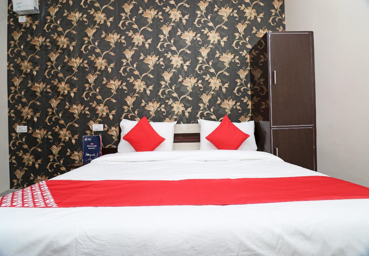 oyo 19629 royal stay inn