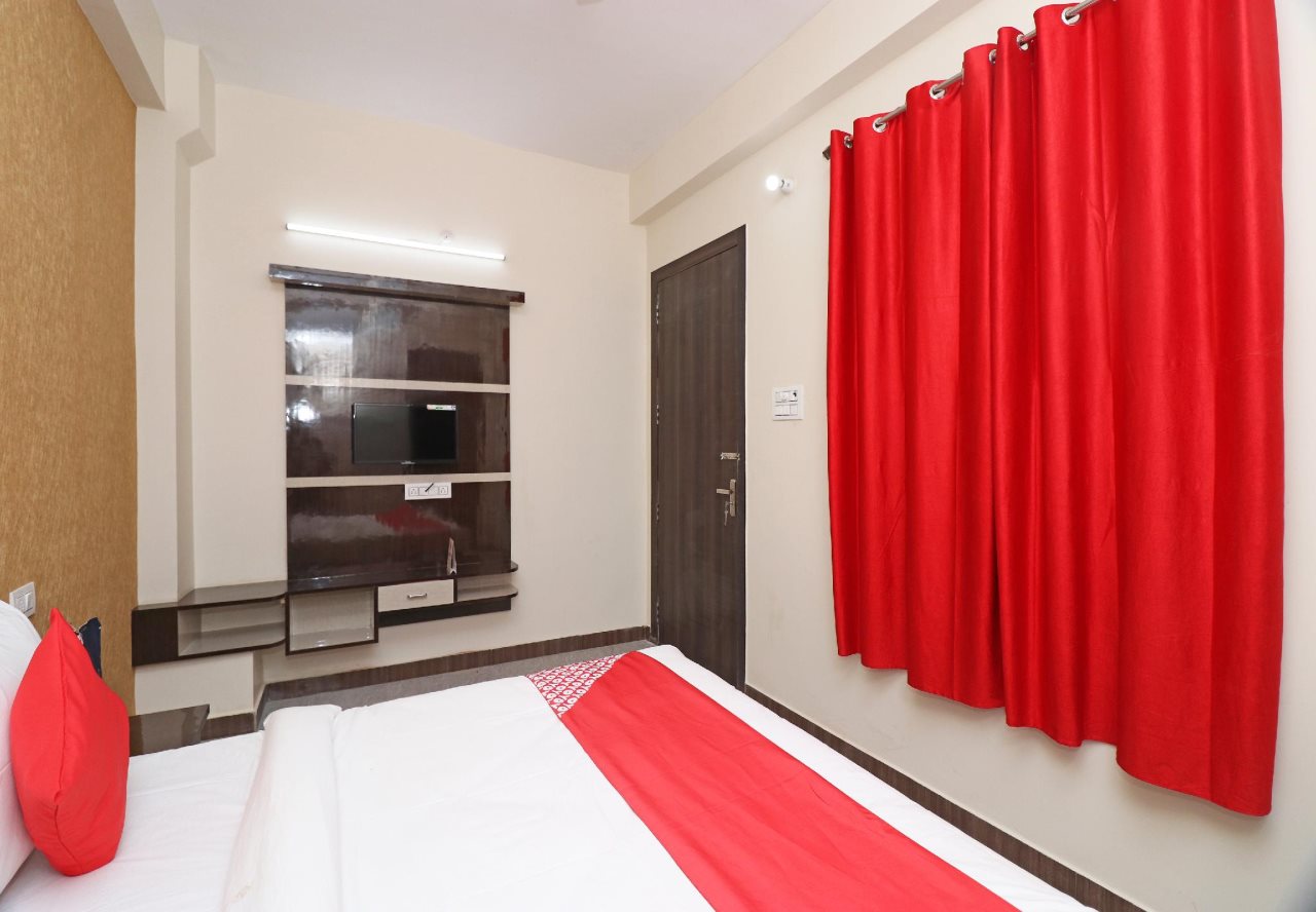 oyo 19629 royal stay inn