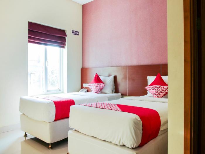 raising hotel makassar