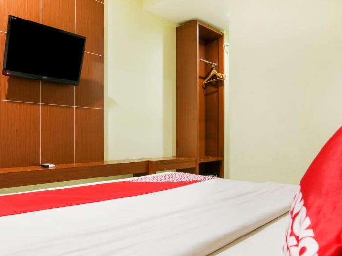 raising hotel makassar