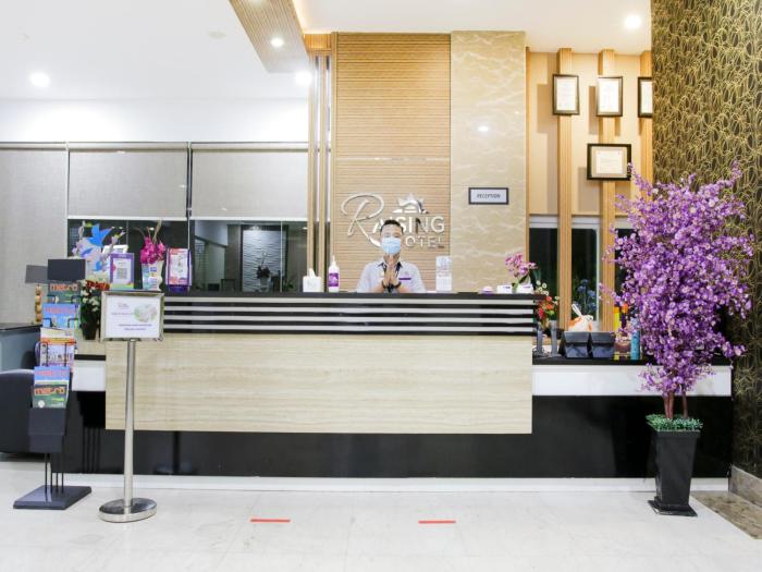 raising hotel makassar