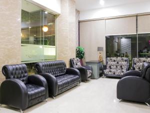 raising hotel makassar