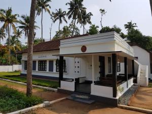Piggy Hostel Varkala,Thiruvananthapuram>>Kollam,2 star