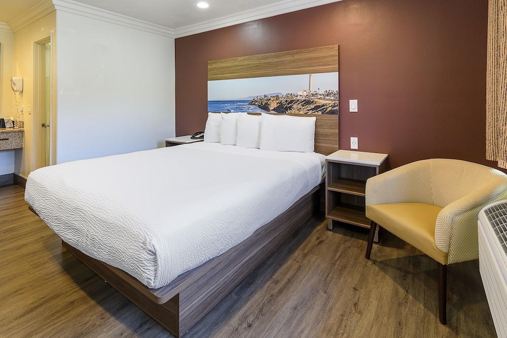 Hyland Inn Near Legoland,Fallbrook>>Carlsbad,3 star