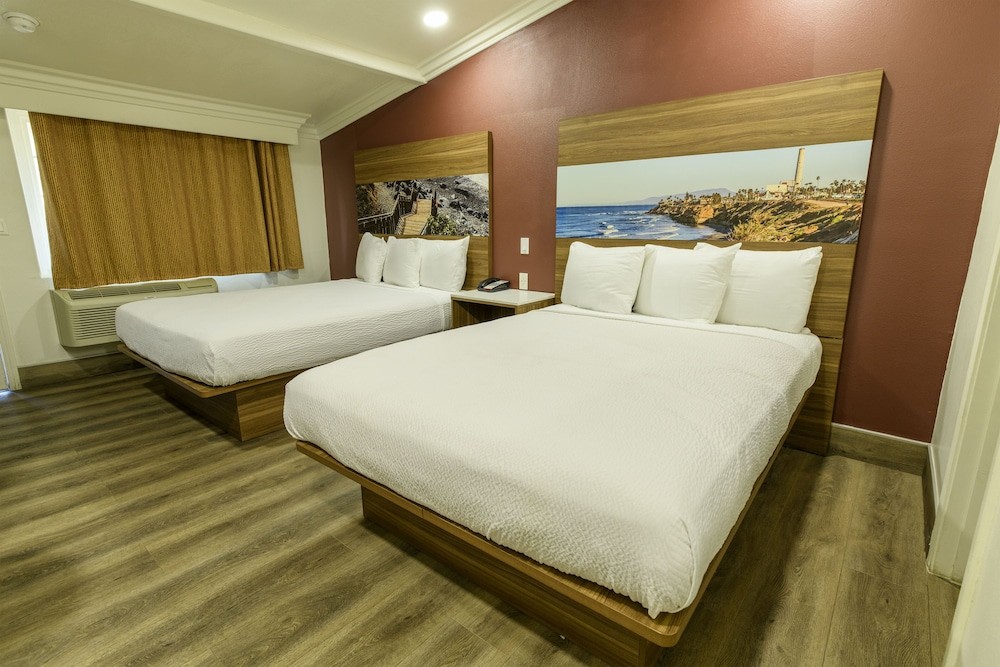Hyland Inn Near Legoland,Fallbrook>>Carlsbad,3 star