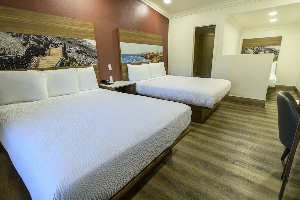Hyland Inn Near Legoland,Fallbrook>>Carlsbad,3 star