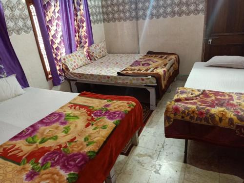 Kashi Annapurna Paying Guest House,Dandupur,3 star