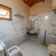 Oak Climbing Resort,Mukteshwar>>Bhimtal,3 star