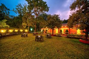 serenity resort panhala