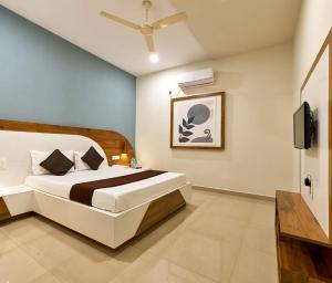 serenity resort panhala