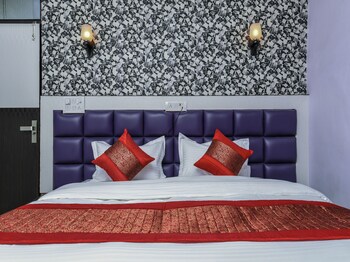 hotel akash continental