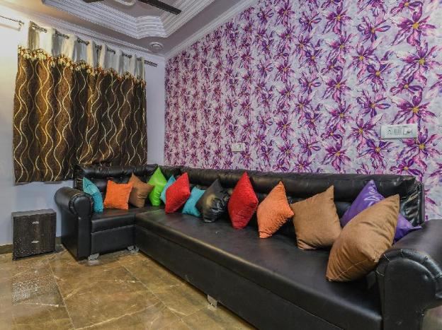 hotel akash continental