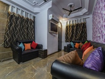 hotel akash continental