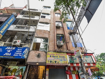 hotel akash continental
