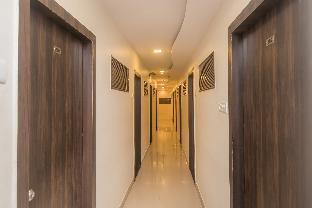 Oyo 8678 Hotel Golden Nest,Behind Maharaja Resturant And Bar,3 star