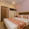 oyo 8678 hotel golden nest