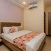 oyo 8678 hotel golden nest